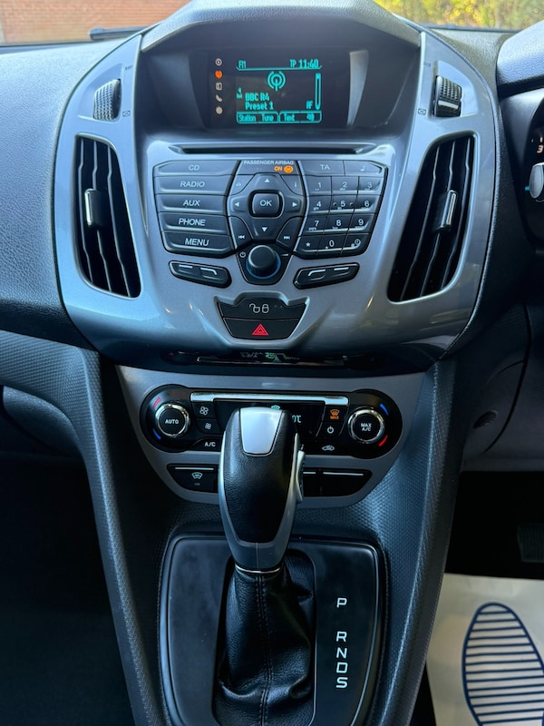 Used Ford Grand Tourneo Connect 2017 for sale - 76036331: Photo 10