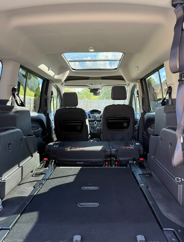 Used Ford Grand Tourneo Connect 2017 for sale - 76036331: Photo 14