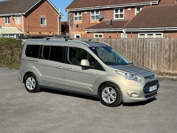 Used Ford Grand Tourneo Connect 2017 for sale - 76036331: Photo 3