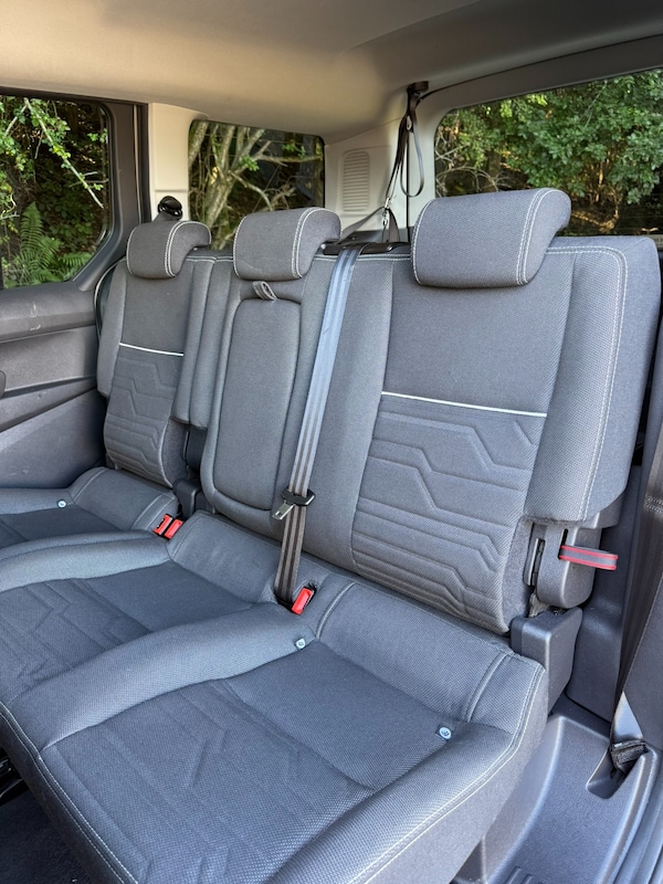 Used Ford Grand Tourneo Connect 2017 for sale - 76036331: Photo 9