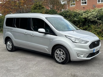 Used Ford Grand Tourneo Connect 2020 for sale - 76302143: Photo