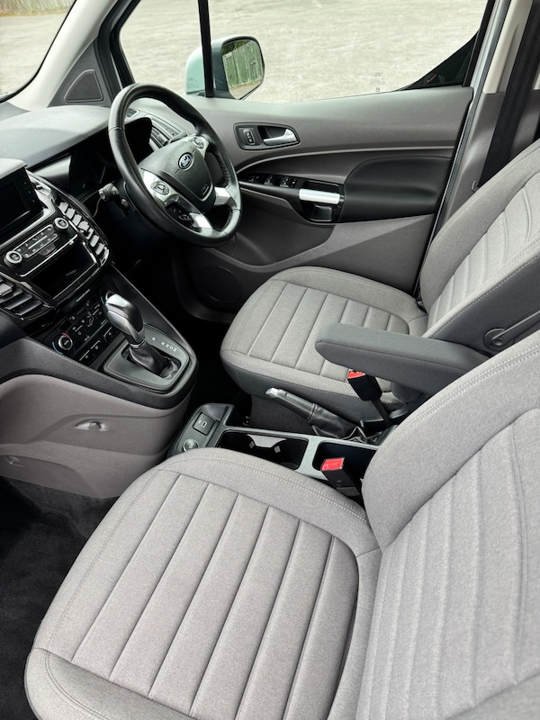 Used Ford Grand Tourneo Connect 2020 for sale - 76302143: Photo 7