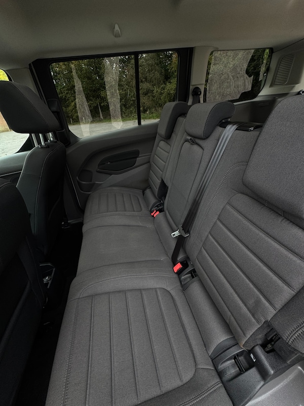 Used Ford Grand Tourneo Connect 2020 for sale - 76302143: Photo 9