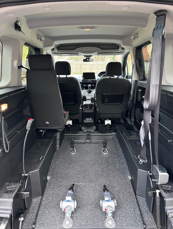 Used Peugeot Rifter 2019 for sale - 76219333: Photo 13