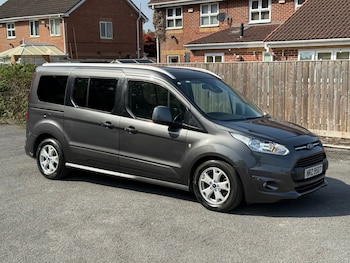 Used Ford Grand Tourneo Connect 2018 for sale - 75558585: Photo