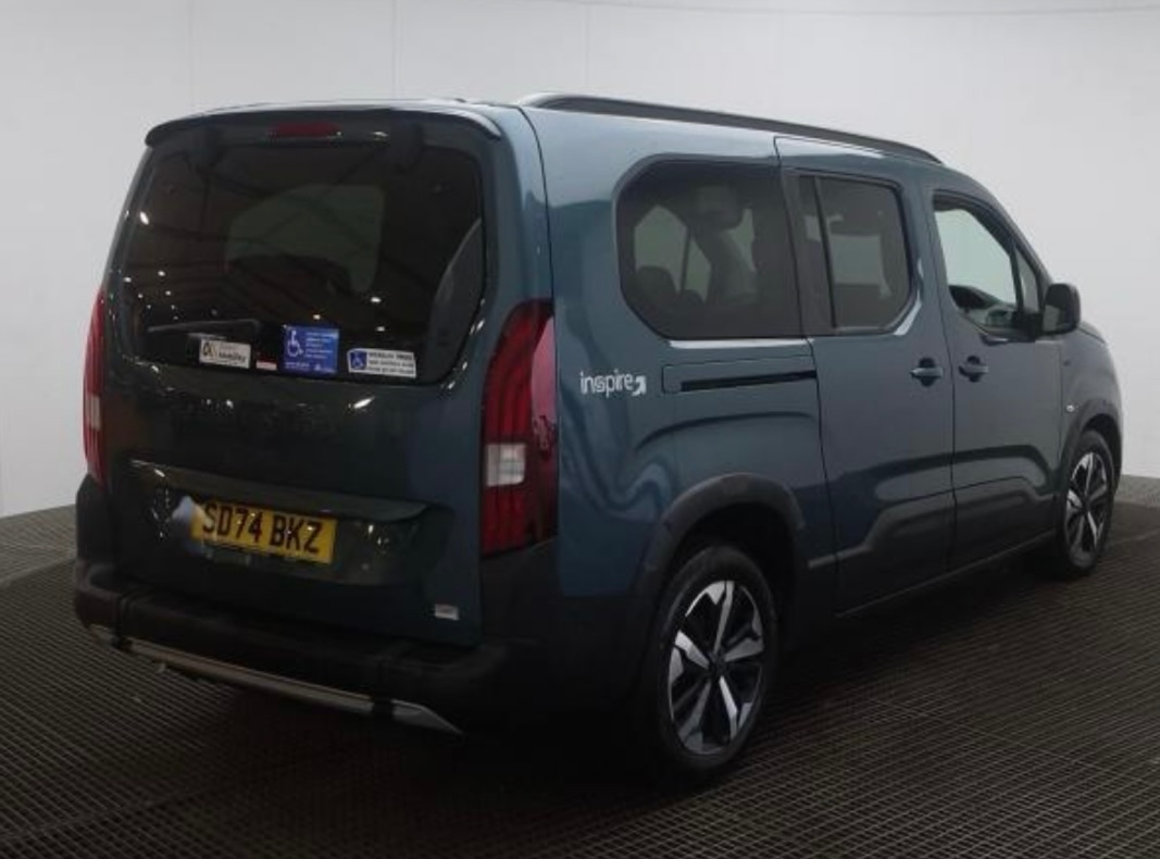 Used Peugeot Rifter 2024 for sale - 77529797: Photo 3