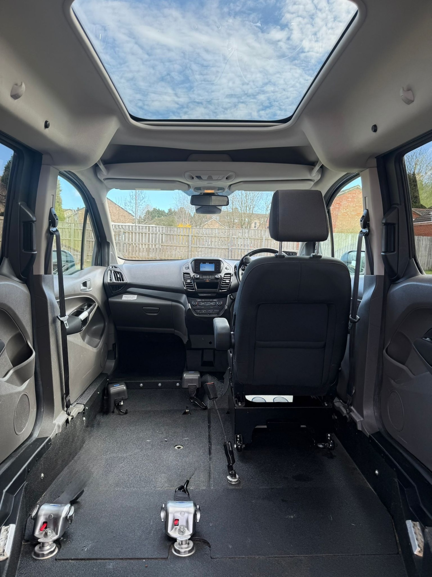 Used Ford Grand Tourneo Connect 2020 for sale - 78038695: Photo 17