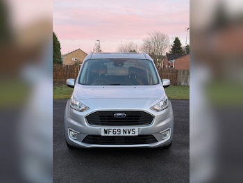 Used Ford Grand Tourneo Connect 2019 for sale - 76963592: Photo