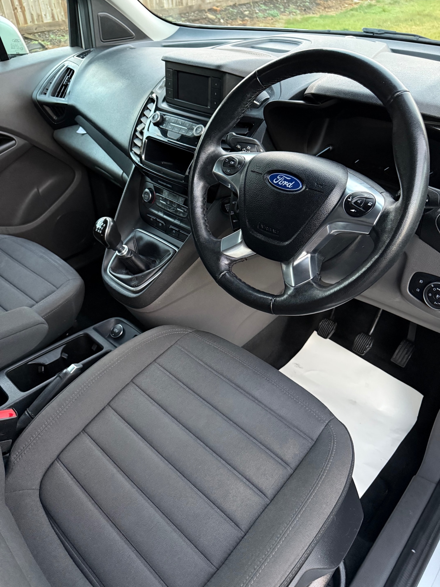 Used Ford Grand Tourneo Connect 2019 for sale - 76963592: Photo 8