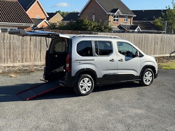 Used Peugeot Rifter 2020 for sale - 75847937: Photo