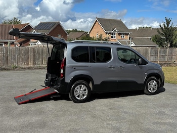 Used Peugeot Rifter 2020 for sale - 79599964: Photo