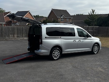 Used Ford Tourneo Connect 2023 for sale - 79230803: Photo