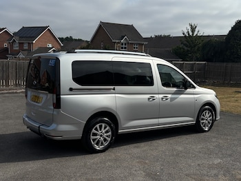 Used Ford Tourneo Connect 2023 for sale - 79230803: Photo