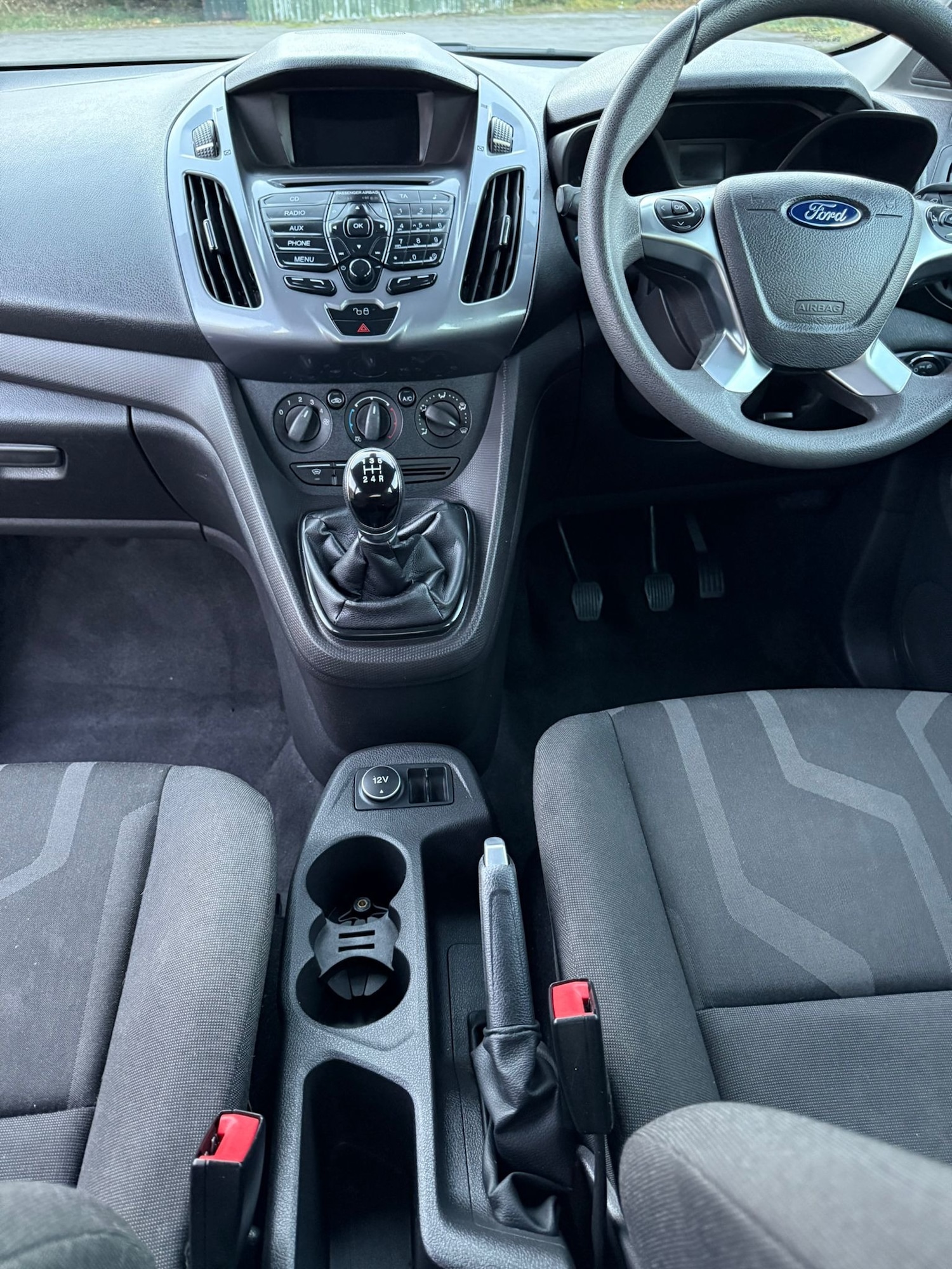 Used Ford Grand Tourneo Connect 2018 for sale - 76402602: Photo 10