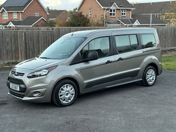 Used Ford Grand Tourneo Connect 2018 for sale - 76402602: Photo