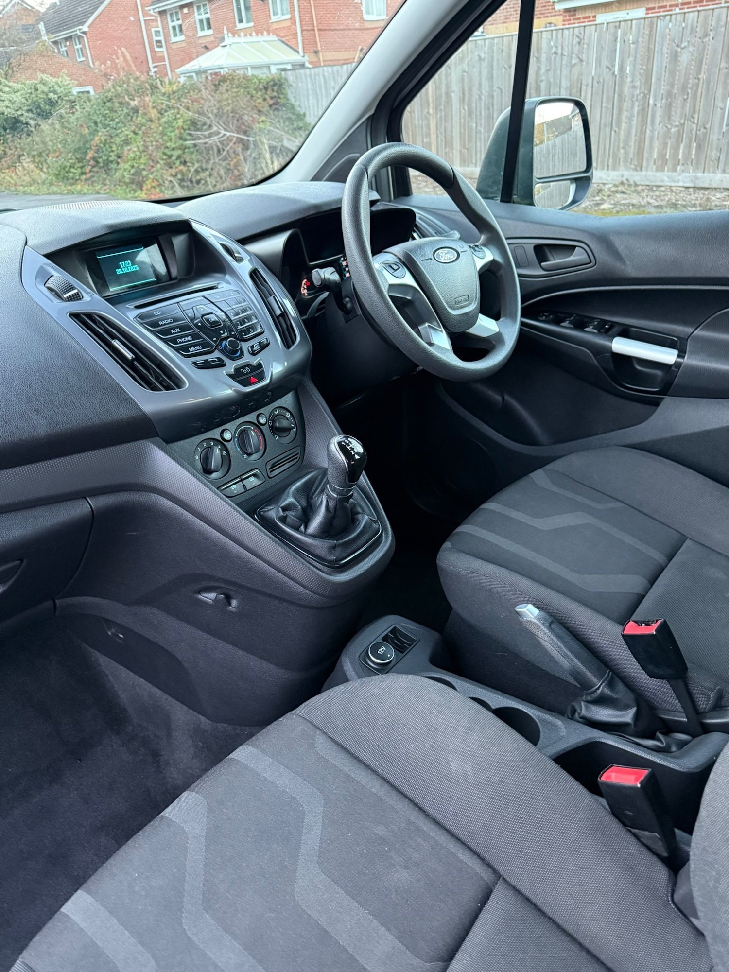 Used Ford Grand Tourneo Connect 2018 for sale - 76402602: Photo 9