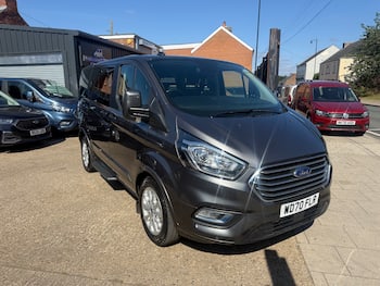 Used Ford Tourneo Custom 2020 for sale - 79866993: Photo