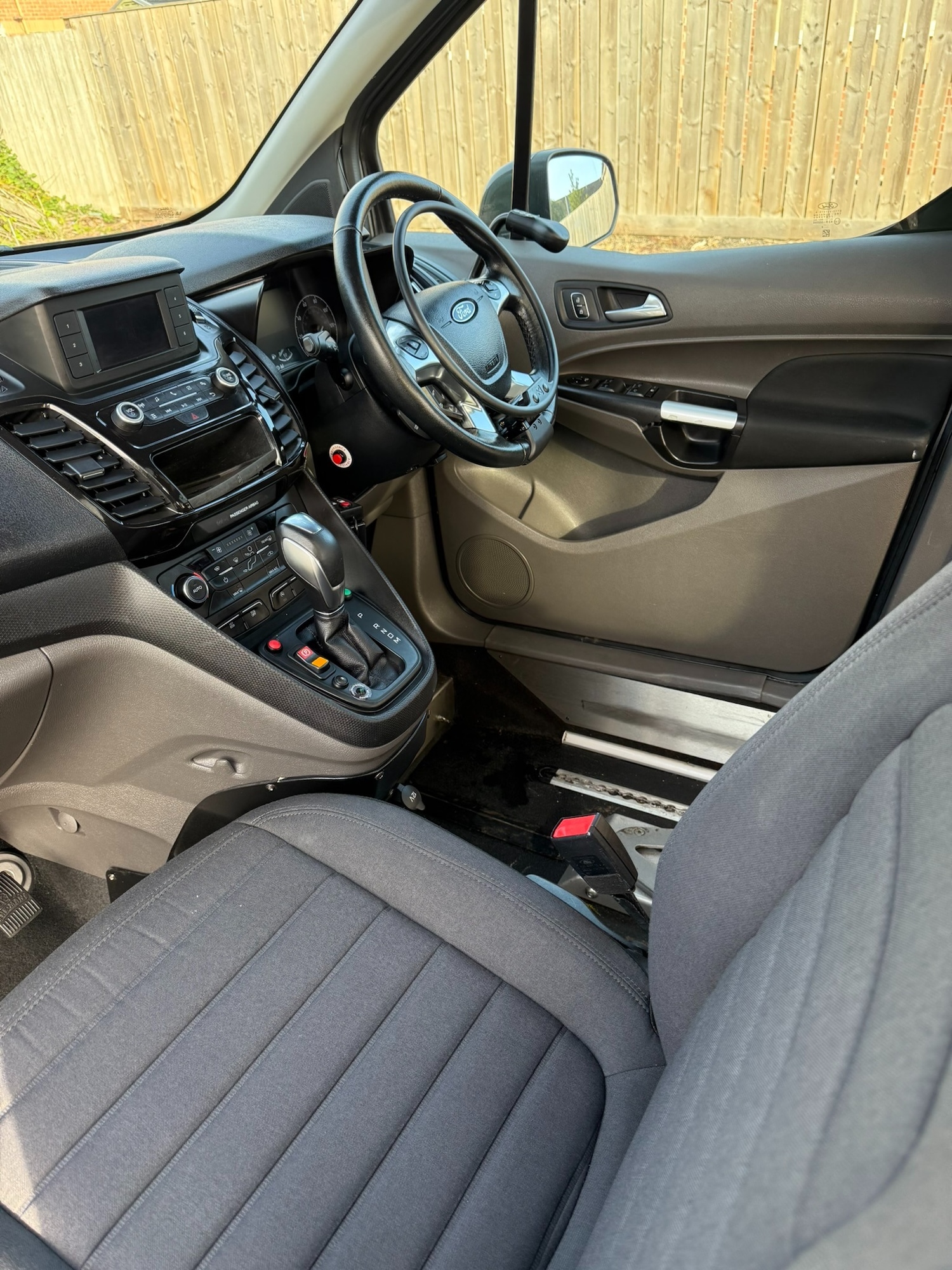 Used Ford Grand Tourneo Connect 2020 for sale - 76076520: Photo 14