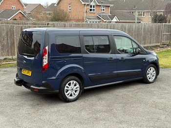Used Ford Grand Tourneo Connect 2020 for sale - 77603472: Photo