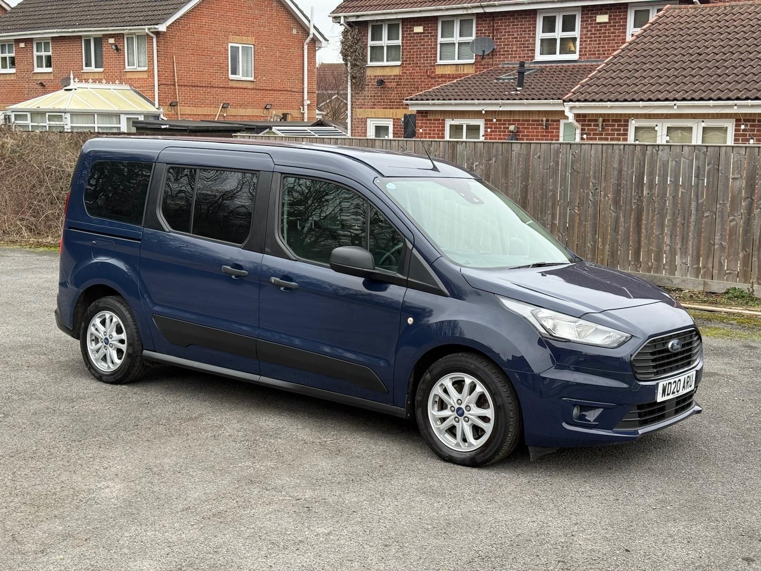 Used Ford Grand Tourneo Connect 2020 for sale - 77603472: Photo 2