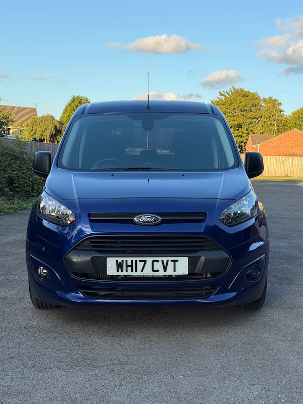 Used Ford Grand Tourneo Connect 2017 for sale - 75518118: Photo 6