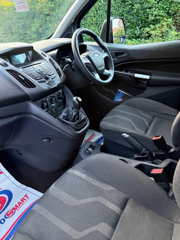 Used Ford Grand Tourneo Connect 2017 for sale - 75518118: Photo 9