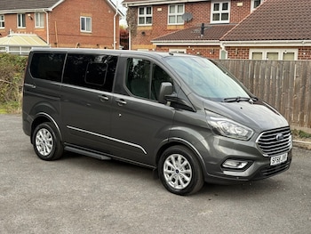 Used Ford Tourneo Custom 2018 for sale - 76194558: Photo