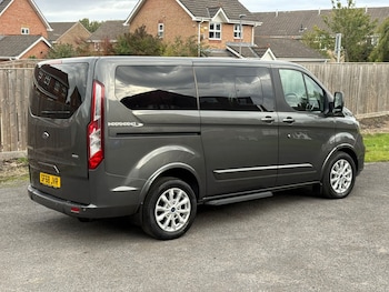 Used Ford Tourneo Custom 2018 for sale - 76194558: Photo