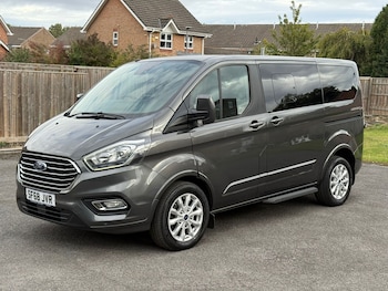 Used Ford Tourneo Custom 2018 for sale - 76194558: Photo