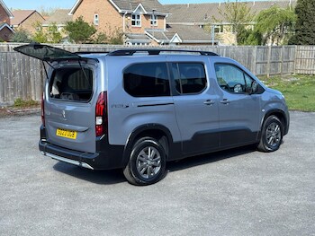 Used Peugeot Rifter 2023 for sale - 78326251: Photo