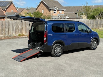 Used Peugeot Rifter 2023 for sale - 78340518: Photo