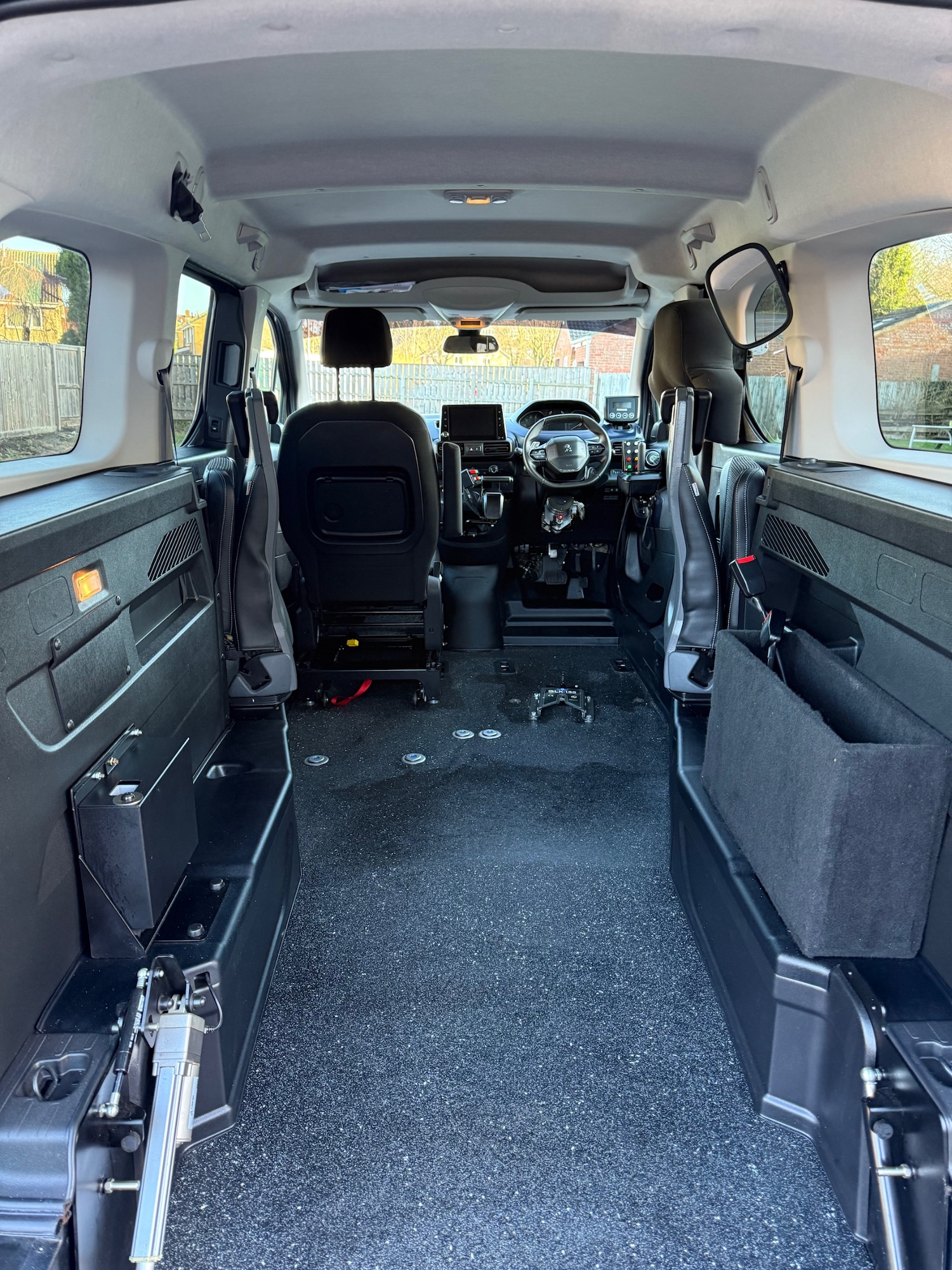 Used Peugeot Rifter 2023 for sale - 76863739: Photo 18