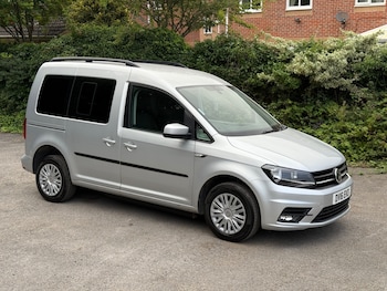 Used Volkswagen Caddy Maxi Life 2016 for sale - 75266959: Photo