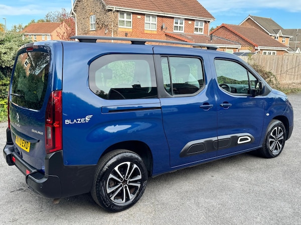 Used Citroen Berlingo 2021 for sale - 76232859: Photo 2