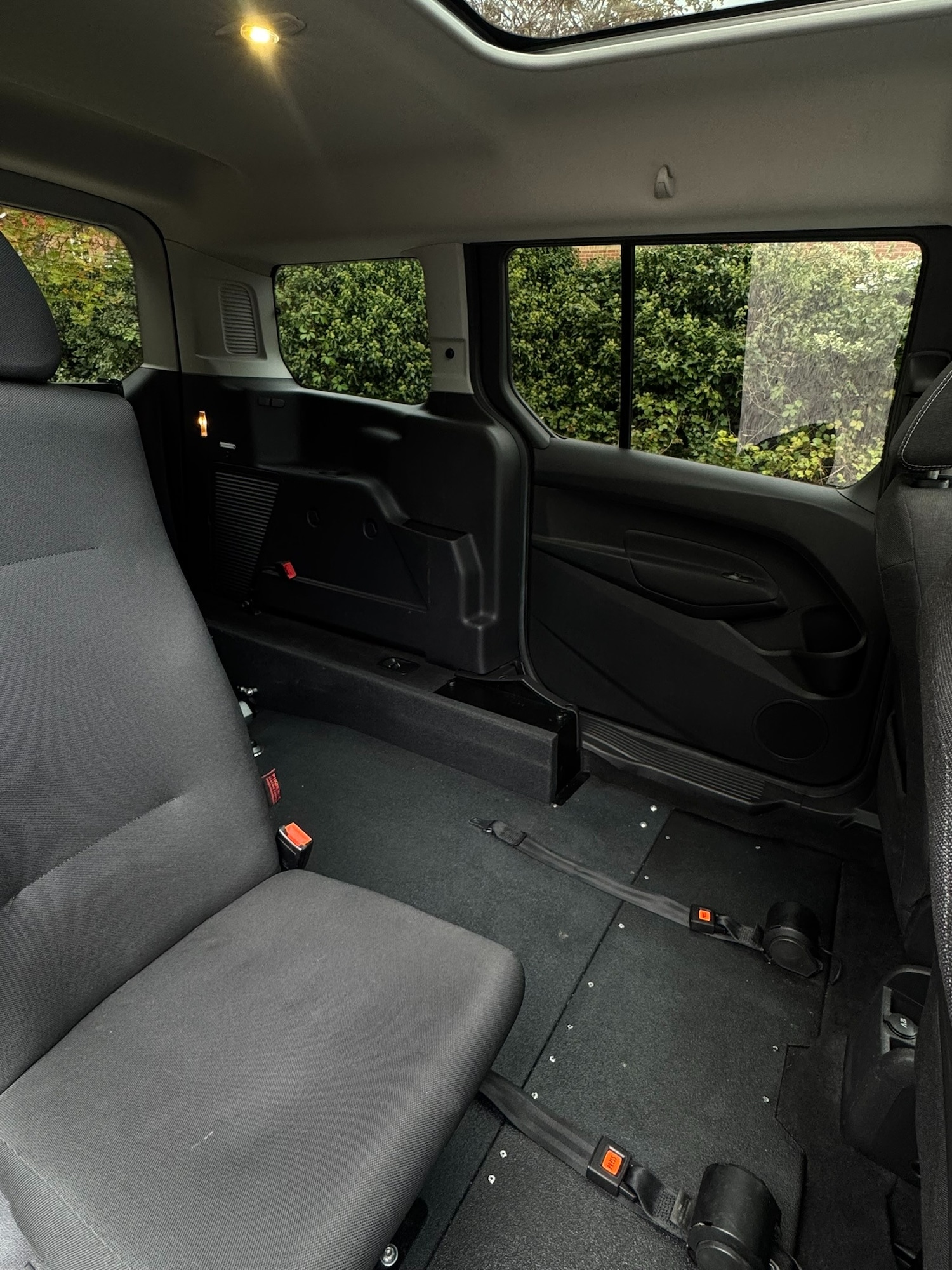 Used Ford Grand Tourneo Connect 2017 for sale - 76231495: Photo 7