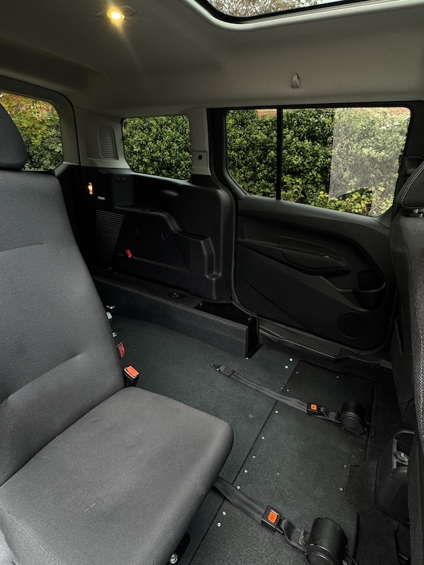 Used Ford Grand Tourneo Connect 2017 for sale - 76231495: Photo 7