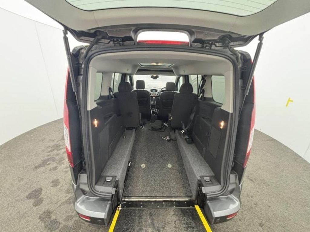 Used Ford Grand Tourneo Connect 2019 for sale - 77251382: Photo 4