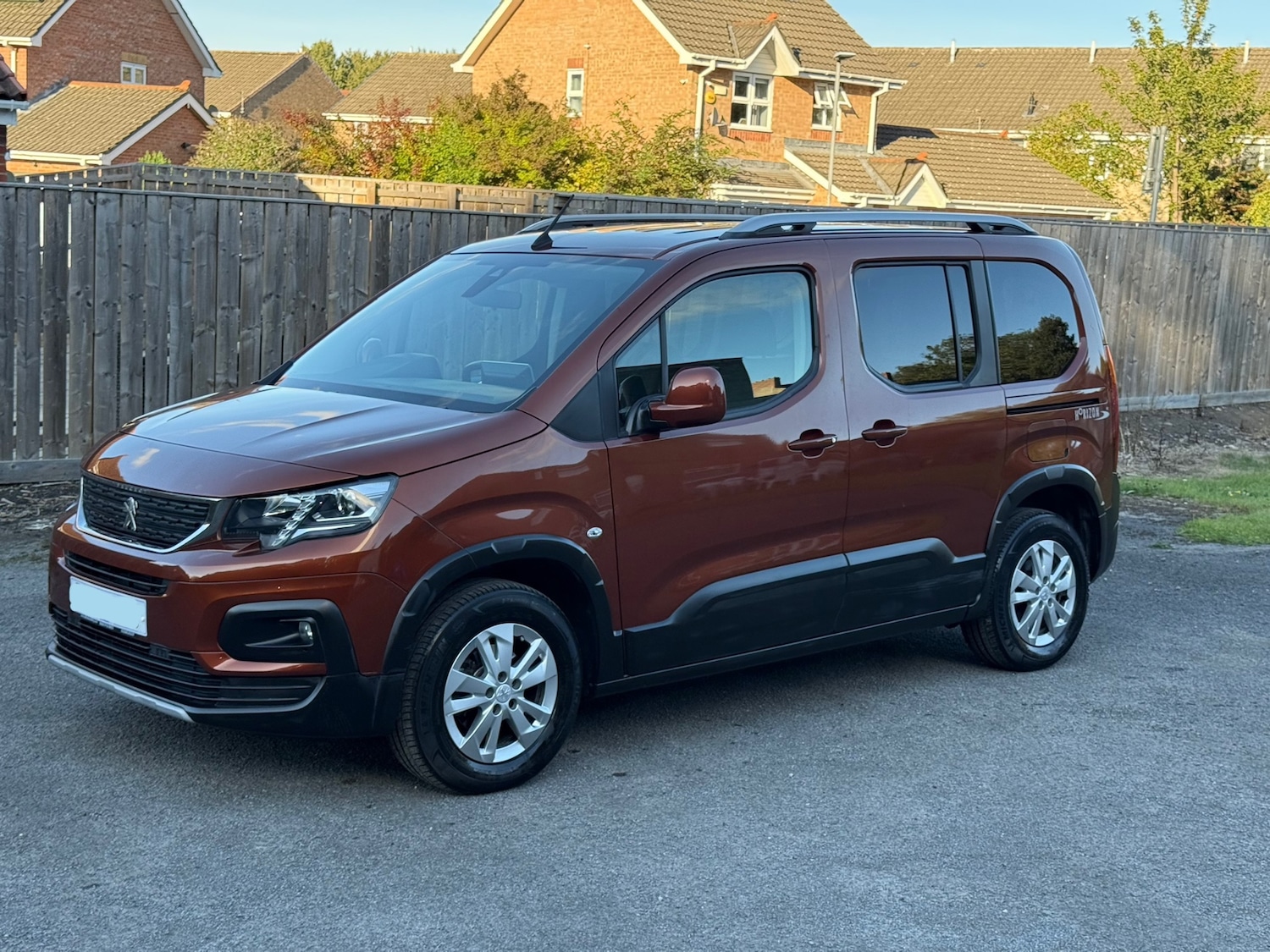 Used Peugeot Rifter 2020 for sale - 77019061: Photo 6