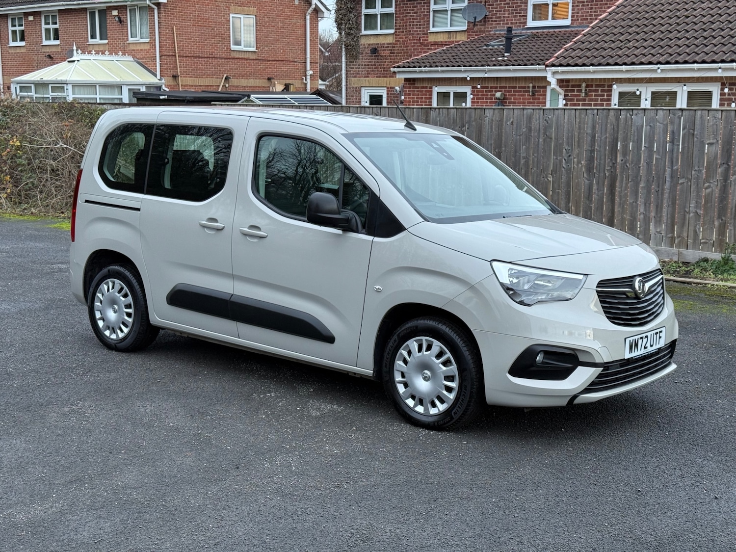 Used Vauxhall Combo Life 2023 for sale - 76830766: Photo 2