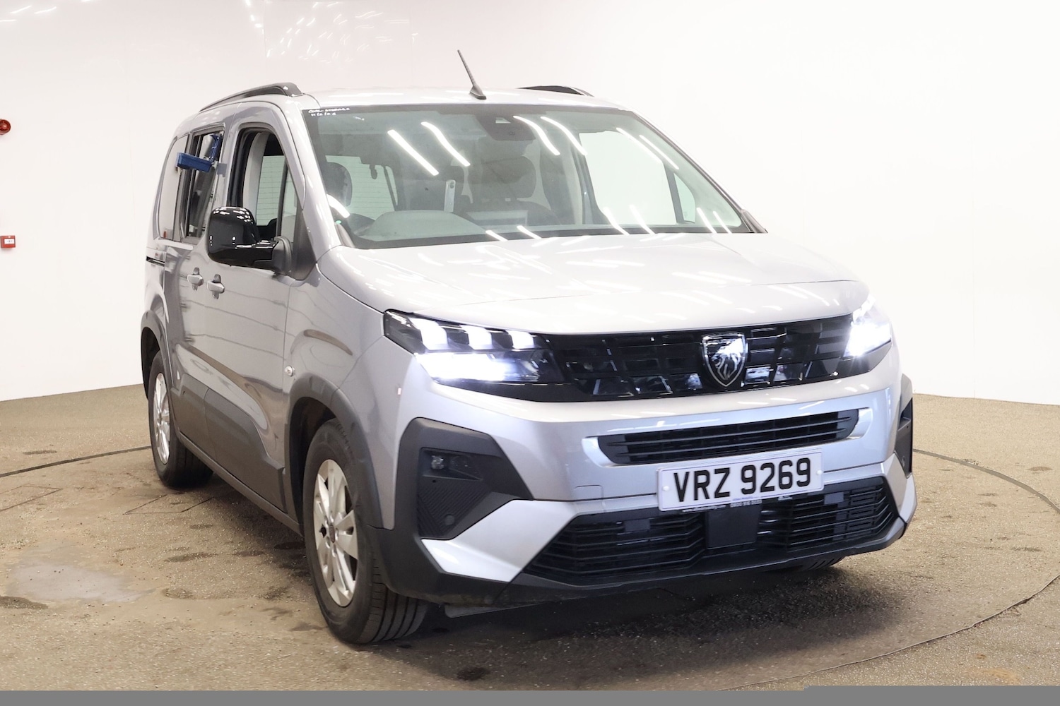 Used Peugeot Rifter 2024 for sale - 78139185: Photo 1