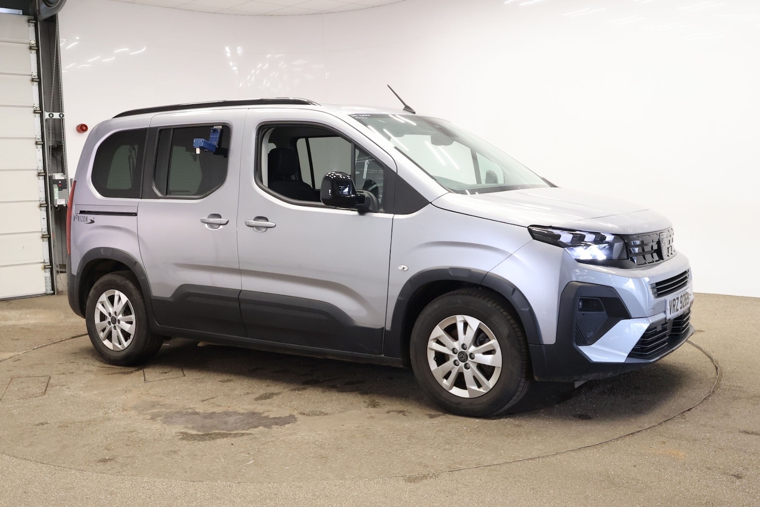 Used Peugeot Rifter 2024 for sale - 78139185: Photo 3