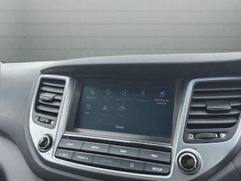 Used Hyundai TUCSON 2017 for sale - 79170417: Photo