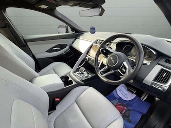 Used Jaguar E-Pace 2022 for sale - 79166302: Photo
