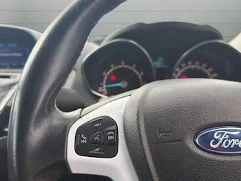 Used Ford Fiesta 2016 for sale - 79389706: Photo