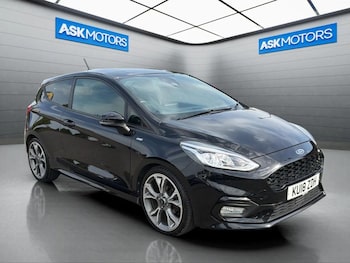 Used Ford Fiesta 2018 for sale - 79170411: Photo