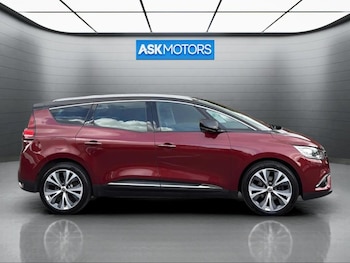 Used Renault Grand Scenic 2018 for sale - 75716675: Photo