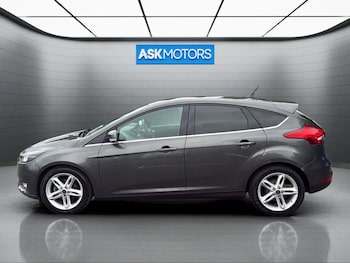 Used Ford Focus 2017 for sale - 79370200: Photo