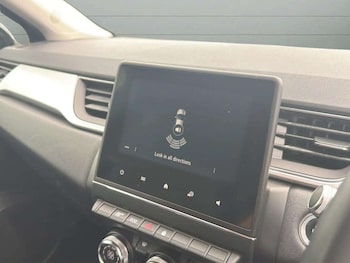 Used Renault Captur 2020 for sale - 79345838: Photo