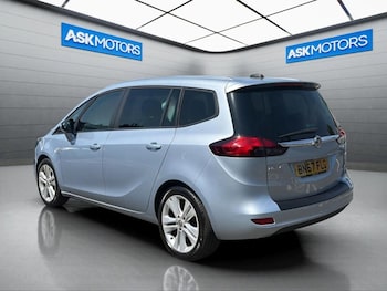 Used Vauxhall Zafira 2017 for sale - 79170440: Photo
