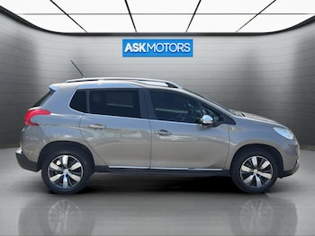 Used Peugeot 2008 2016 for sale - 79170442: Photo